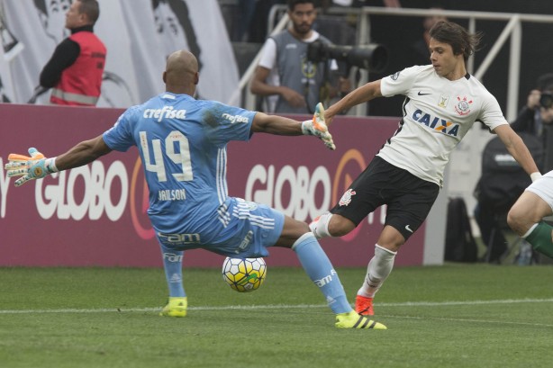 Corinthians e Palmeiras j se enfrentaram oito vezes nas duas arenas