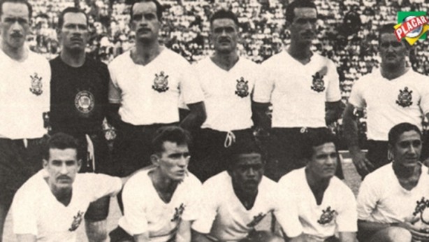 Depois de tempos sem muito brilho, o Corinthians voltou a conquistar títulos na década de 1950