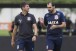 Danilo d� in�cio a nova etapa de recupera��o e � visto no gramado do CT do Corinthians