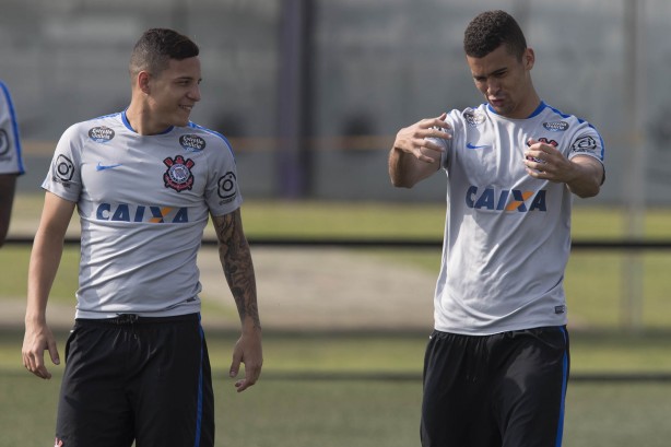 Guilherme Arana e Léo Santos são dois dos corinthianos convocados para a Seleção Sub-20
