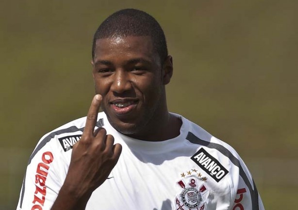 Novo reforço do São Paulo, o volante Jucilei atuou no Corinthians entre 2009 e 2011
