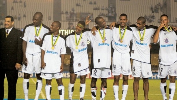 Com dolos como Vampeta e Marcelinho Carioca, Corinthians foi campeo mundial em 2000