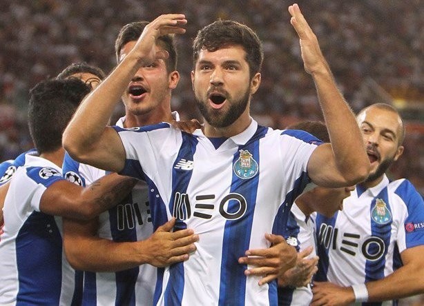 Em alta no Porto, Felipe está na mira do Real Madrid