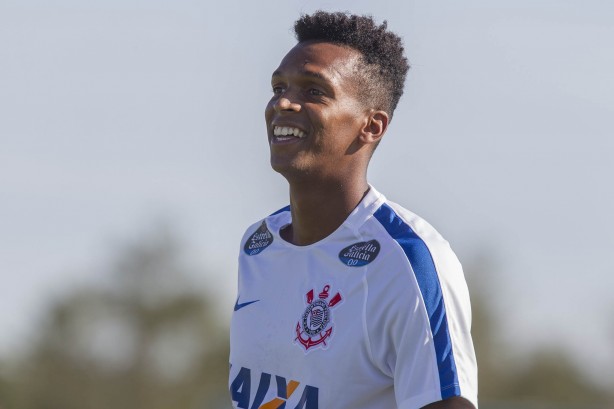 De volta ao Corinthians em 2017, Jô revela desejo em relação a Seleção Brasileira