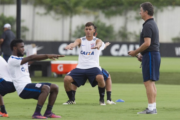 Walmir Cruz  responsvel por colocar jogadores na linha no Corinthians