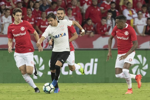 Corinthians e Internacional no se enfrentam pelo Brasileiro desde 2016