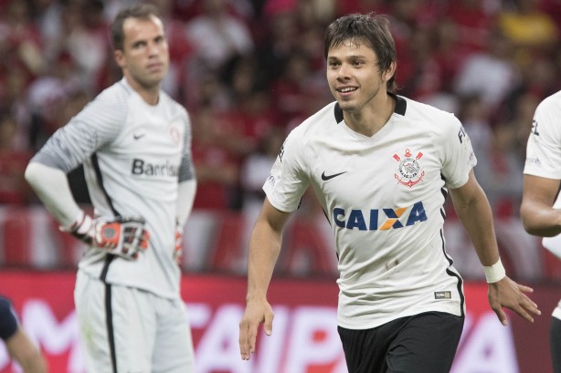 Romero marcou gol de empate do Corinthians no Sul; time depende de simples 0 a 0 para avanar s oitavas