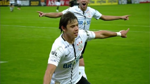 Romero fez o gol do Corinthians na deciso