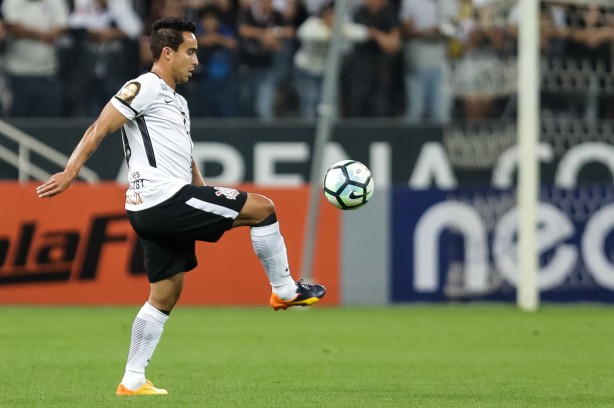 Corinthians estreou no Brasileiro com um empate de 1 a 1 diante da Chapecoense