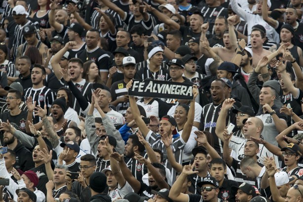 Corinthians vai contar com bom pblico em Itaquera nesta quarta-feira