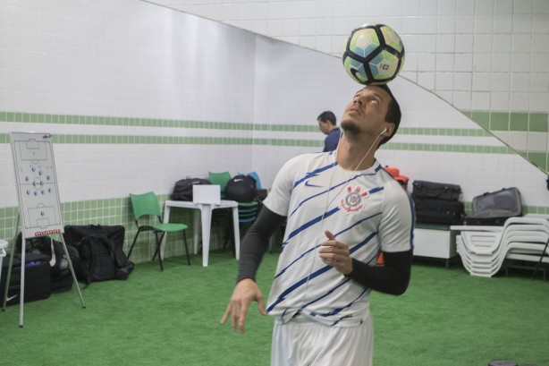 Um dos destaques do Timo em 2017, Rodriguinho  arma frente ao Palmeiras