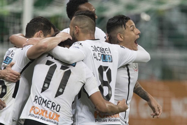 Caso mantenha sequência de vitórias, Corinthians vai dormir com 13 pontos de vantagem