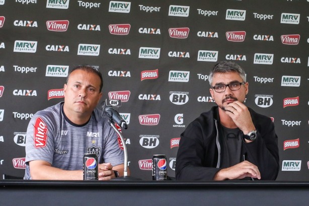 Andr Figueiredo ( dir.) lamentou repercusso de erro que favoreceu Flamengo contra Corinthians