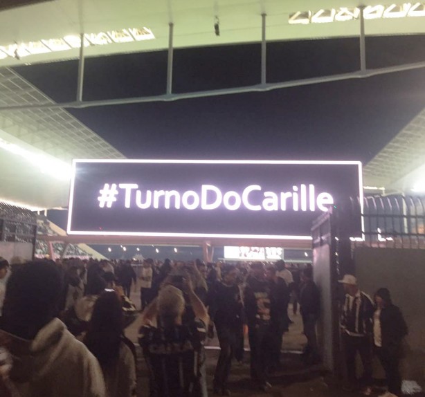 Telo da Arena Corinthians aps a vitria contra o Sport