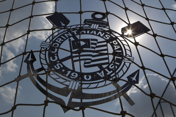 Atual braso do Corinthians foi arquitetado por Francisco Rebolo, ex-atleta do clube