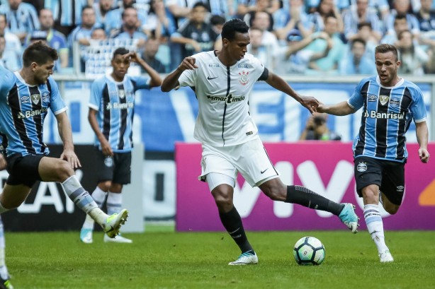 Corinthians venceu Grmio por 1 a 0 no primeiro turno, em Porto Alegre