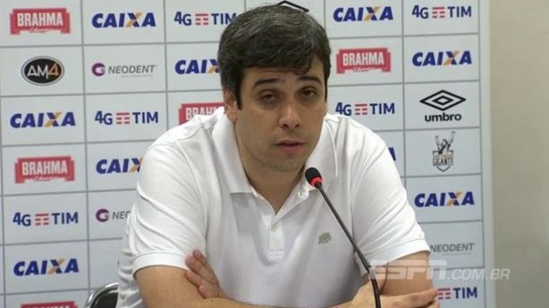 Apelidado de Euriquinho, cartola do Vasco concedeu entrevista na Arena Corinthians