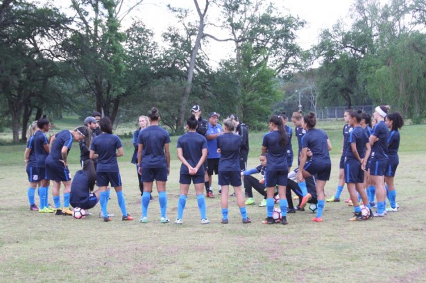 Elenco do Corinthians/Audax durante treinamento em solo paraguaio