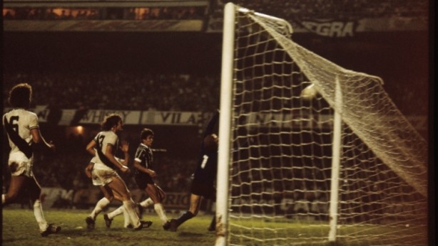 Corinthians ps fim a um jejum de 23 anos sem ttulos com o Campeonato Paulista de 1977