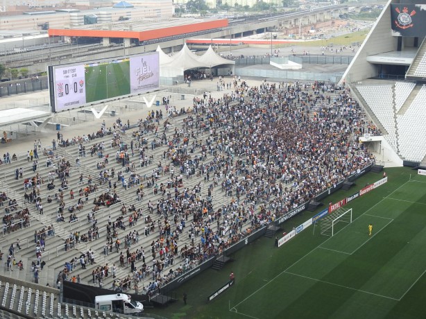 No último domingo, cerca de seis mil torcedores pagaram para assistir ao Dérbi na Arena