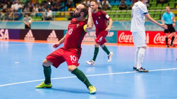 Dois portugueses candidatos a melhor jogador de futsal do mundo