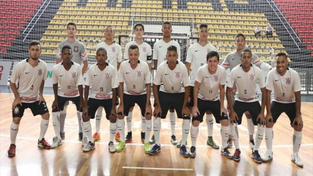 Sub-18 do futsal do Corinthians está na final do Campeonato Estadual