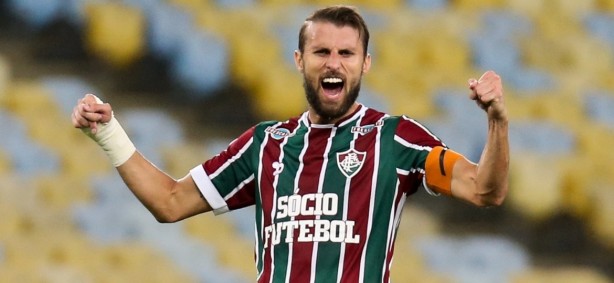 Henrique  titular e capito do Fluminense; pode pintar no Corinthians em 2018