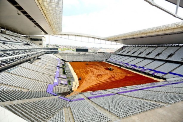 Arena Corinthians passará por troca do gramado nas próximas semanas