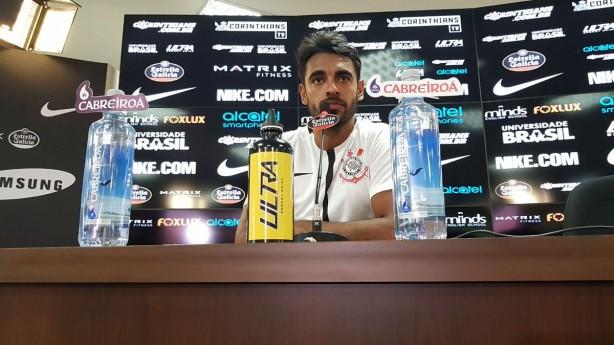 Jnior Dutra falou como jogador do Corinthians no CT Joaquim Grava