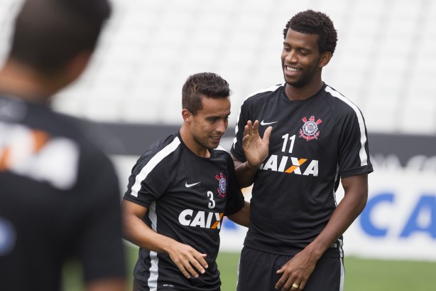 Gil e Jadson juntos de novo no Corinthians?  o sonho da diretoria alvinegra para 2019
