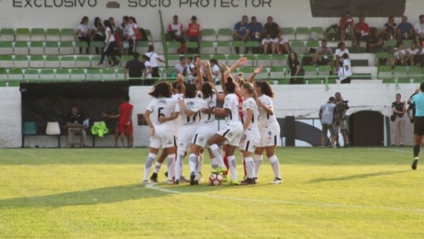 Elenco feminino do Corinthians se prepara há quase um mês para as competições de 2018