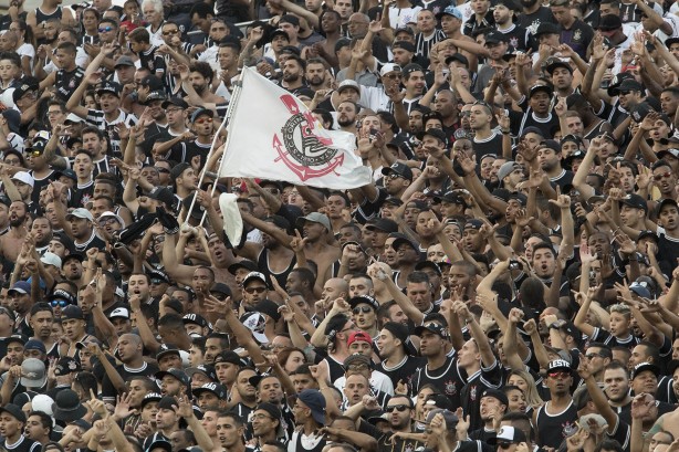 Fiel promete encher as arquibancadas da Arena Corinthians nesta quarta-feira