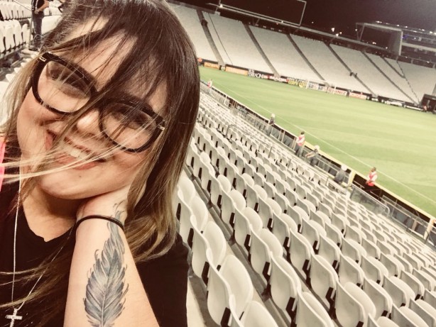 Torcedora do So Paulo realizou desejo de ver jogo do Corinthians na Arena