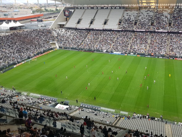 Arena Corinthians recebeu menos de 30 mil contra o Fluminense