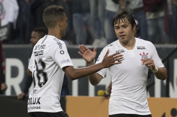 Pedrinho e Romero foram os melhores diante do Palmeiras de acordo com leitores