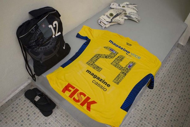Cssio vestiu a camisa 24 em seus primeiros meses de Corinthians, em 2012