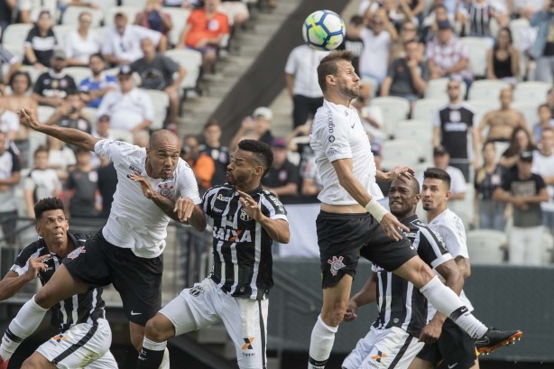 Corinthians apenas empatou com o Cear na Arena