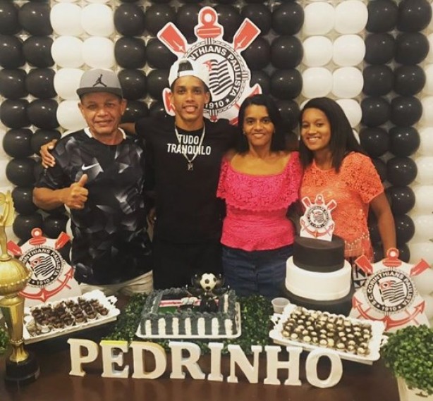 Pedrão, Pedrinho, Luana (irmã) e Luciana (mãe): família se reúne em São Paulo sempre que pode