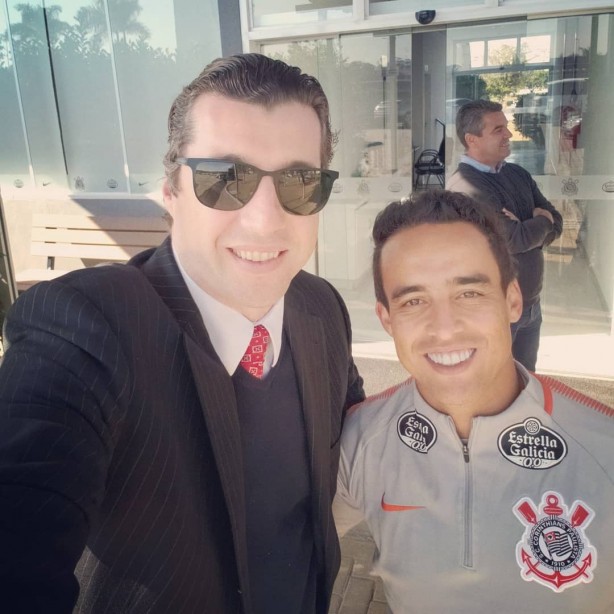Marcelo Robalinho, empresrio, e Jadson no CT do Corinthians
