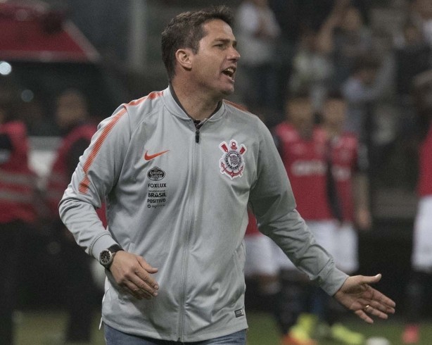 Loss viu Corinthians tropeçar outra vez em casa sob seu comando