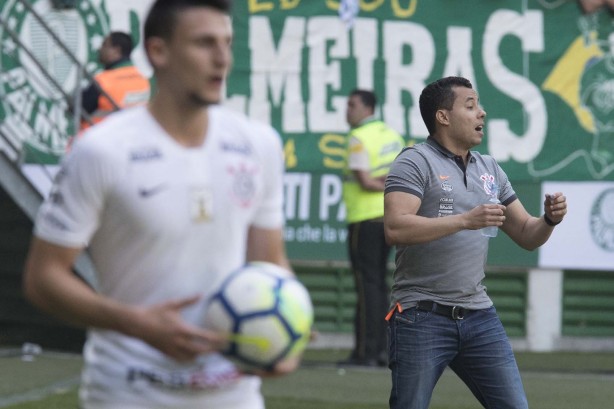 Jair Ventura comandou o Corinthians pela primeira vez no Dérbi deste domingo