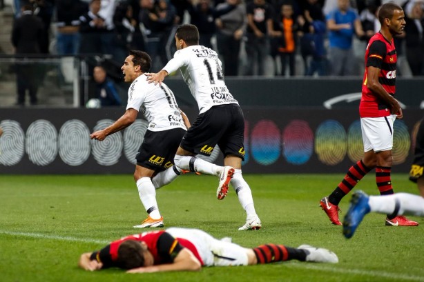 Corinthians somou os primeiros trs pontos sob o comando de Jair Ventura neste domingo
