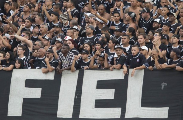 Torcida do Corinthians tem opo para assistir ao jogo desta quarta na televiso