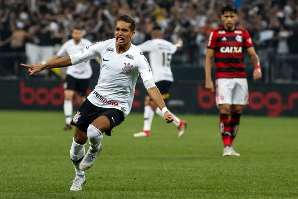 União Flamengo e Corinthians rende memes na internet; veja os melhores –  LANCE!