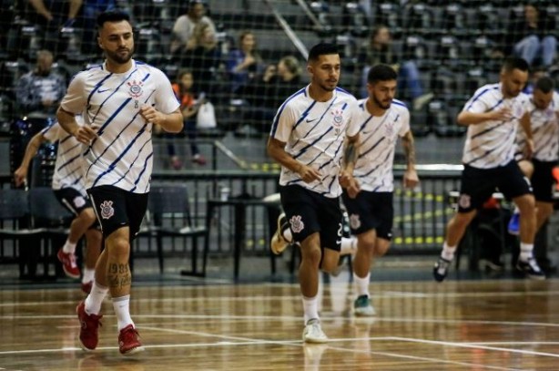 Corinthians disputa primeiro jogo da final da Copa do Brasil de Futsal nesta quinta