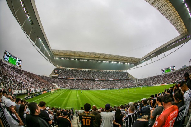 TransmissÃµes de jogos do Corinthians podem render mais grana em 2019