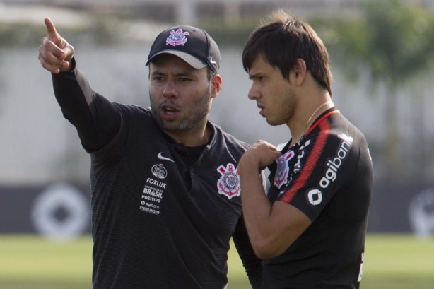 Jair Ventura e Romero durante treino do Corinthians no CT Joaquim Grava