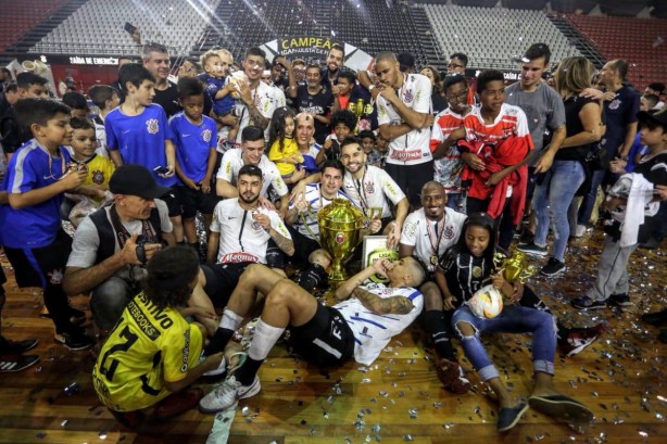Solte o grito: Corinthians  o campeo da Liga Paulista 2018!