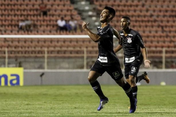 Oya marcou mais um gol e segue como artilheiro do Corinthians na Copinha 2019