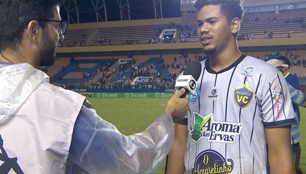 Patrick concedeu bonita entrevista ao trmino da partida contra o Corinthians